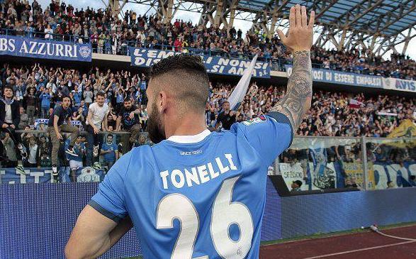 国足第一位归化球员,国足4大归化球员全部登场