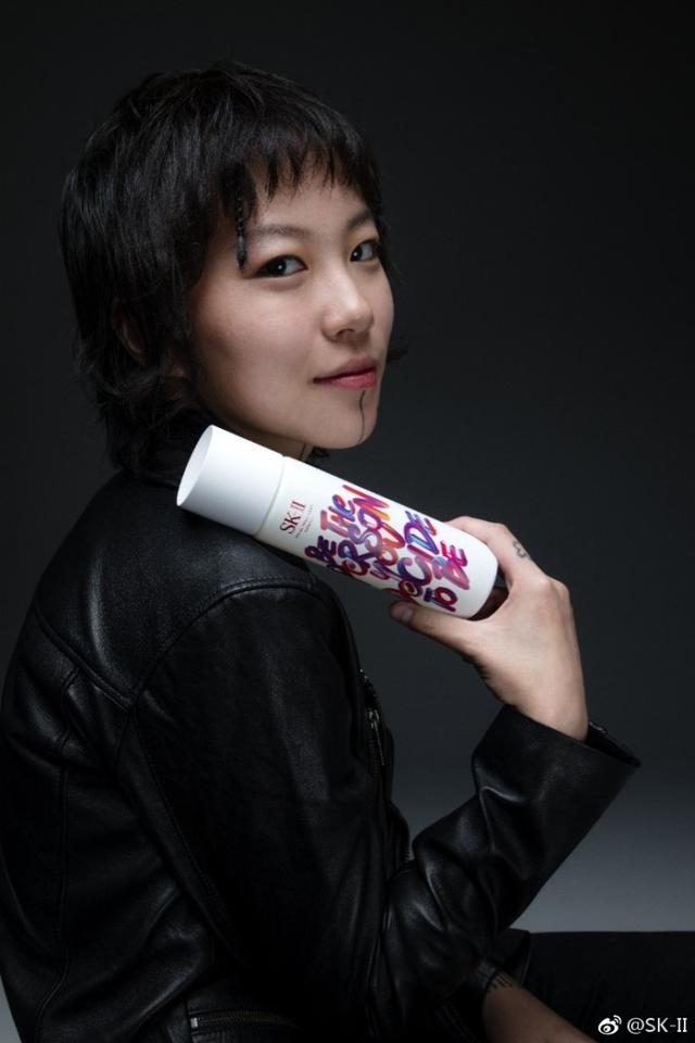 窦靖童接到skii代言,窦靖童代言skii神仙水的视频