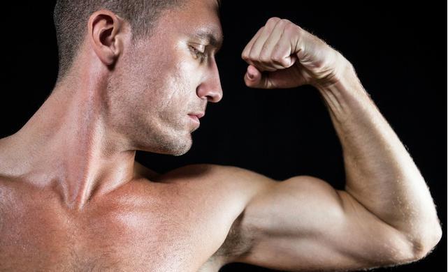 男生增强手臂力量和腿部力量,六个动作帮你提升男性核心力量