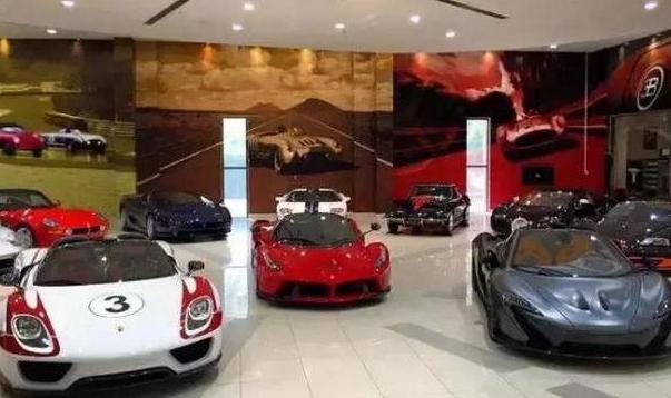 阿联酋王子4亿黄金超跑,沙特王子6辆顶级超跑