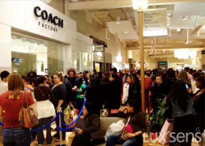 outlets店和官方旗舰店都是正品吗,outlets货和专柜货