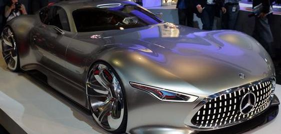 阿联酋王子4亿黄金超跑,沙特王子6辆顶级超跑