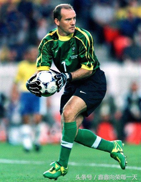 世界上十大排名足球门将,足坛退役十大门将
