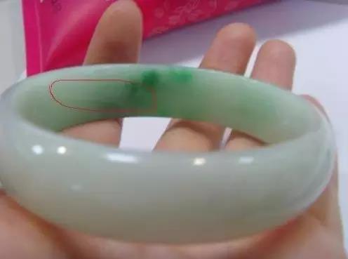 几百块钱的玉石也不全是假的，除了最后两种