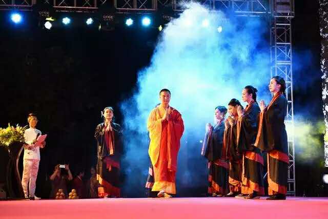 彩云追月中秋之夜,中秋夜彩云追月