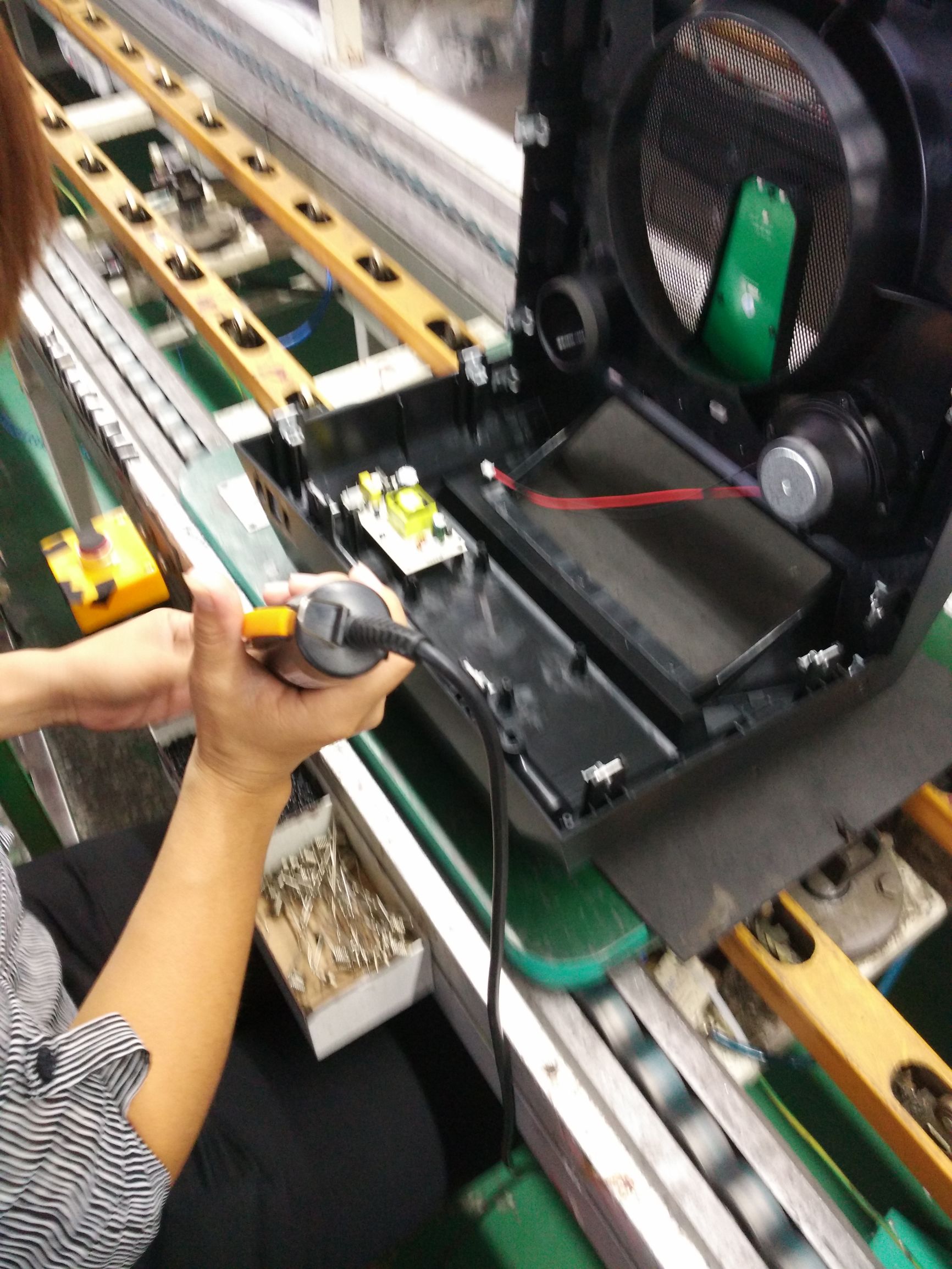 拉杆音箱制作过程,拉杆音响制作图解