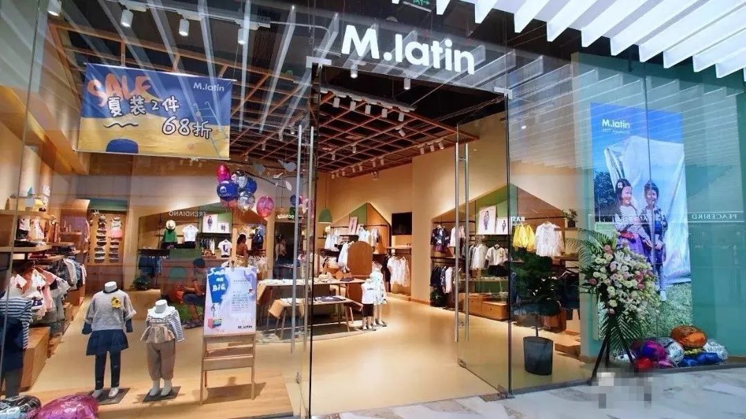 服饰品牌如何入驻大型商场,服装品牌如何进军购物中心