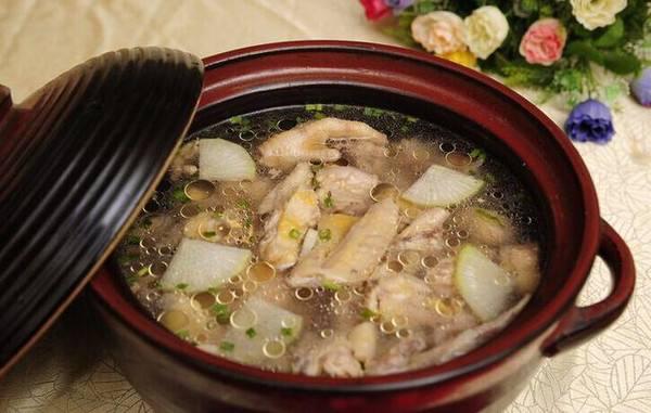 网上买的紫砂陶瓷炒菜锅靠谱吗,紫砂炒菜锅骗局揭秘