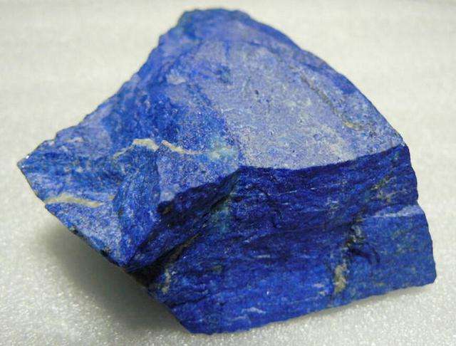 青金石关注事项,青金石怎样才是好的