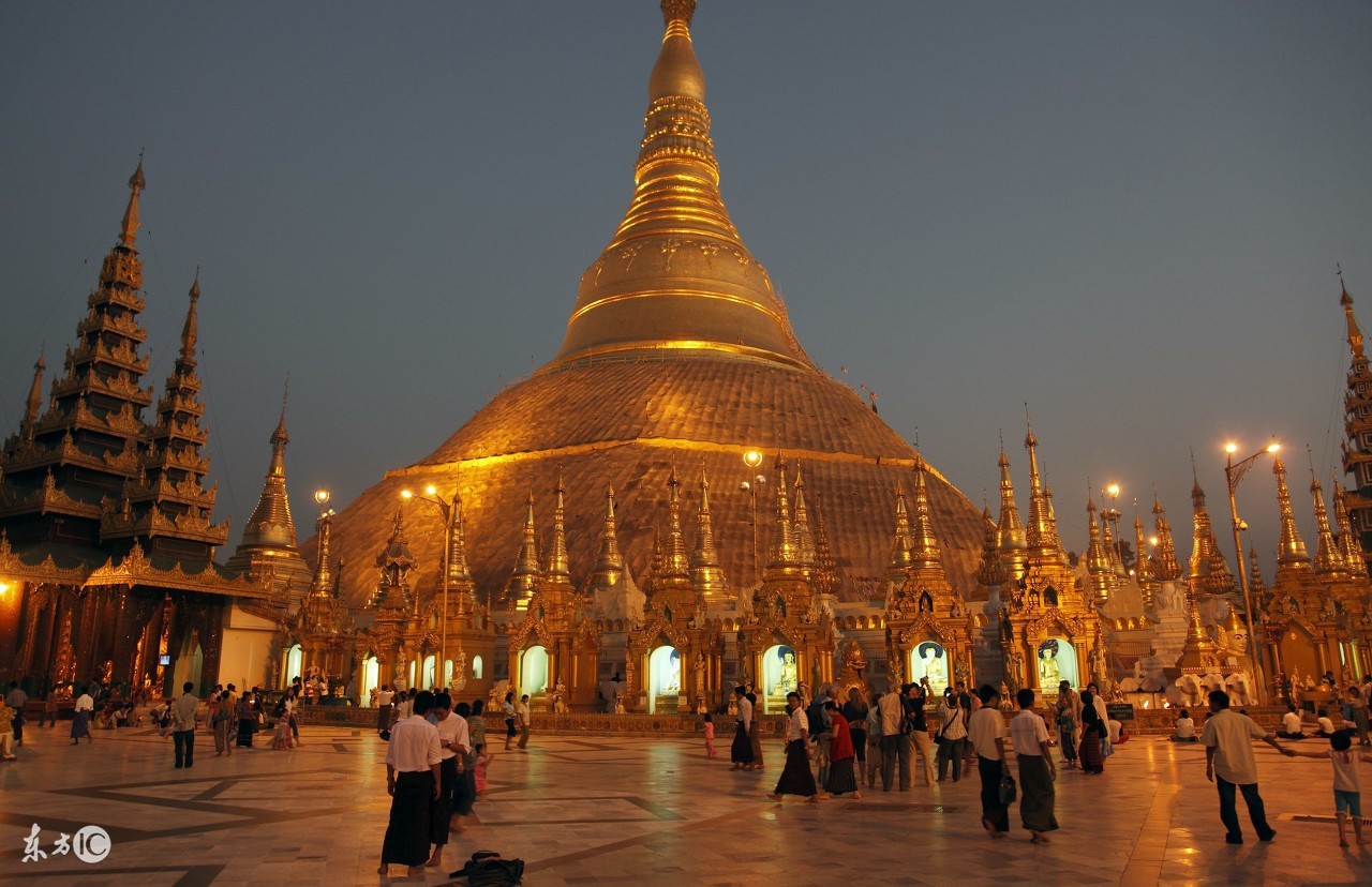 缅甸的大金塔简介,缅甸仰光大金塔人