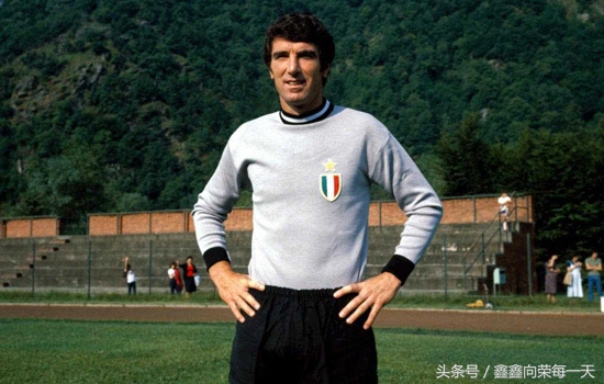 世界上十大排名足球门将,足坛退役十大门将