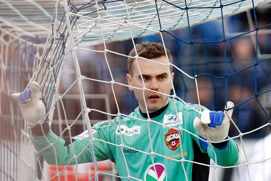 伊戈尔阿金费耶夫欧冠,伊戈尔·阿金费耶夫收入