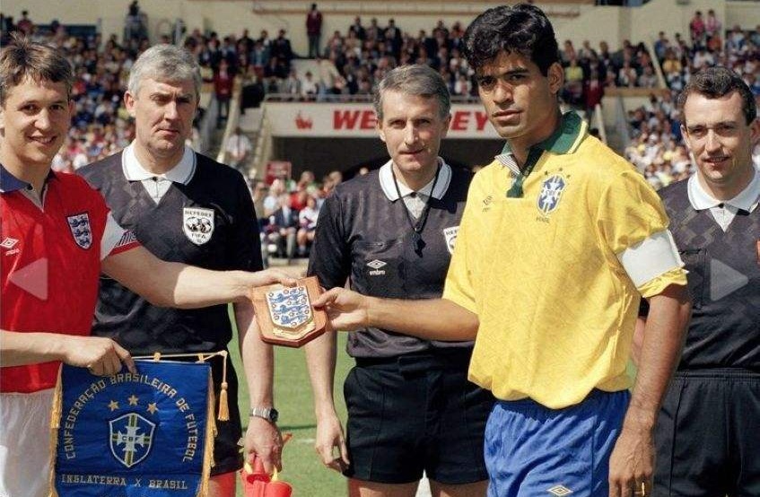 巴西世界杯历届队长,历届巴西男排队长