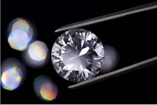 NiNiMoM珠宝小讲堂（4）-黄宝石跟黄钻到底是一样的吗？