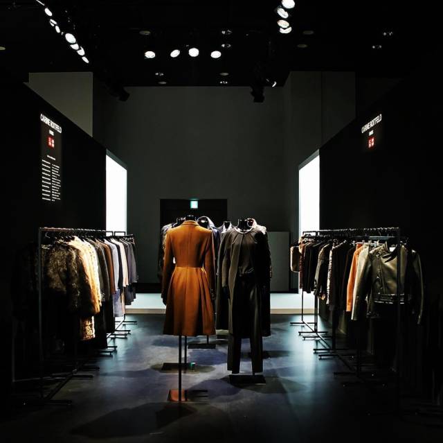 为什么说优衣库越来越懂得朋友圈生存之道？