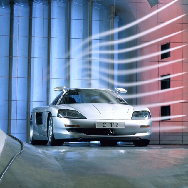 汽车雨天高速会飘怎么解决,高速路车飘是什么原因