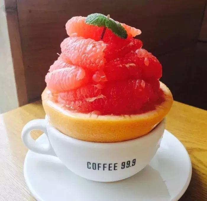 柚子的神奇功效你知道几个,一片柚子的功效