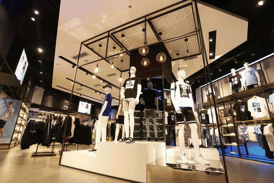 服饰品牌如何入驻大型商场,服装品牌如何进军购物中心