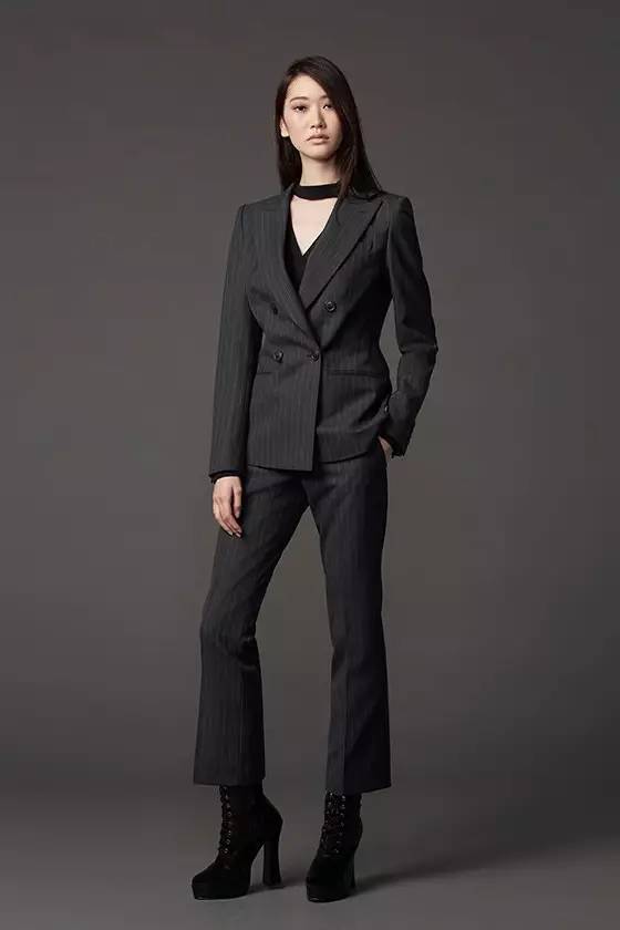 为什么说优衣库越来越懂得朋友圈生存之道？