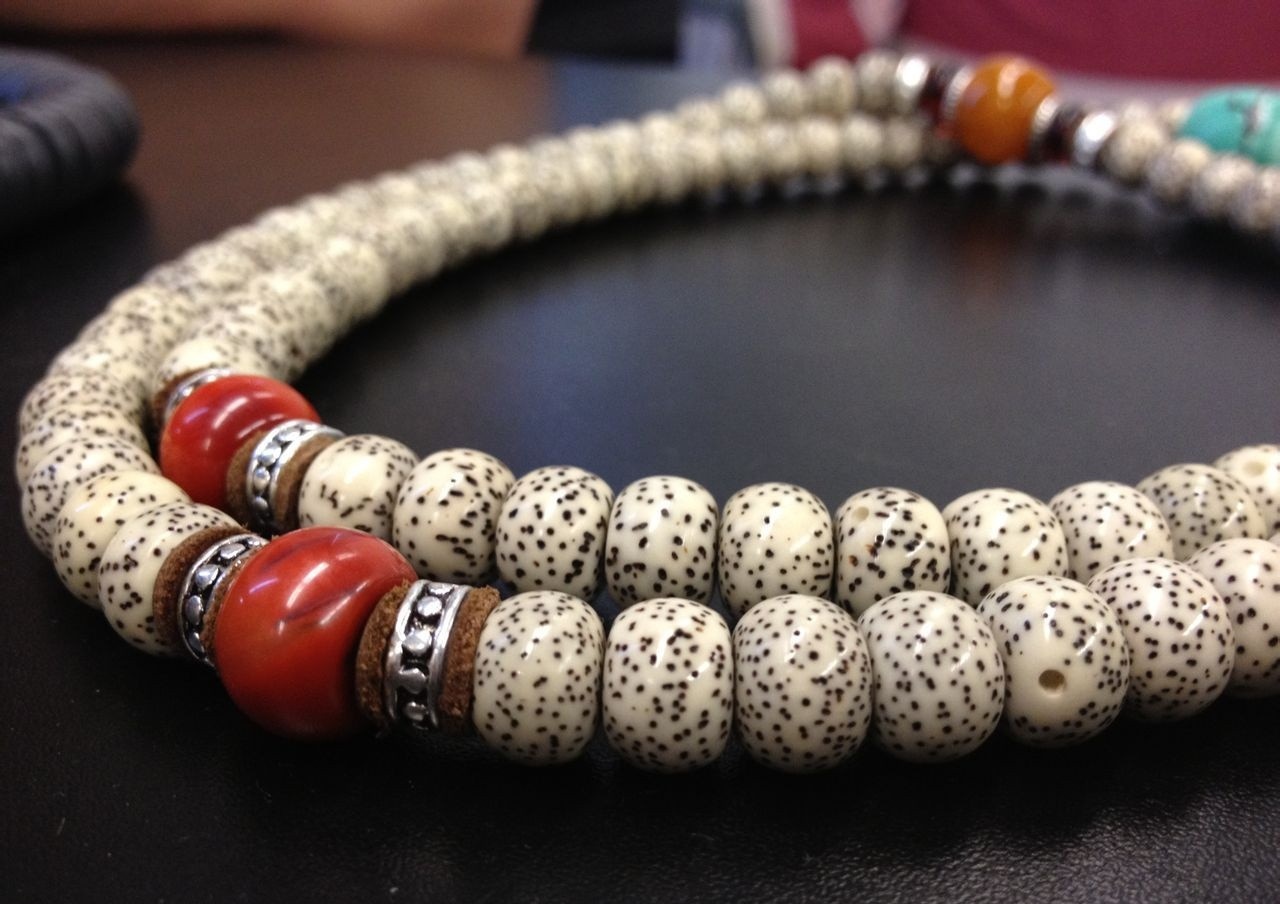 星月菩提可以上油保养吗,朱砂供星月菩提怎么保养