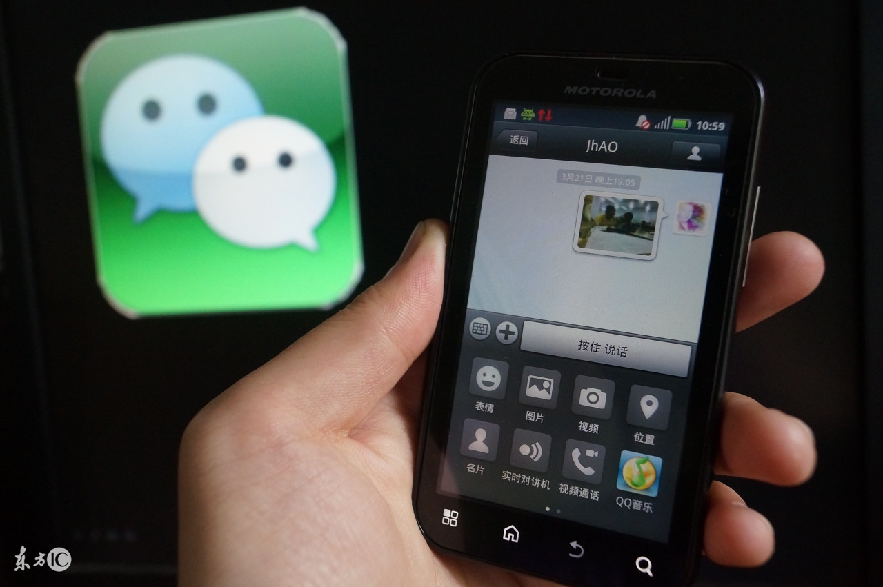 追求女孩子短信不回怎么办,不回短信的高情商回复