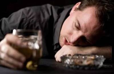 酒精中毒有没有生命危险呢,酒精中毒关注事项