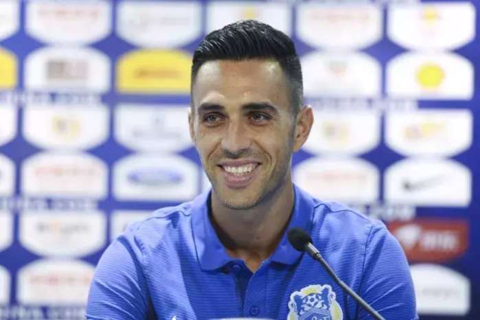 重庆力帆主场球迷视频,重庆当代力帆足球俱乐部2019比赛