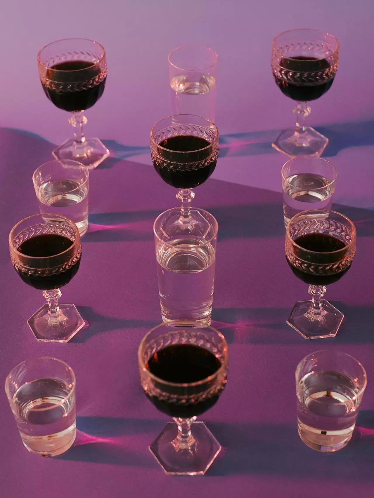 喝葡萄酒多了头疼怎么办,喝葡萄酒头昏眼花