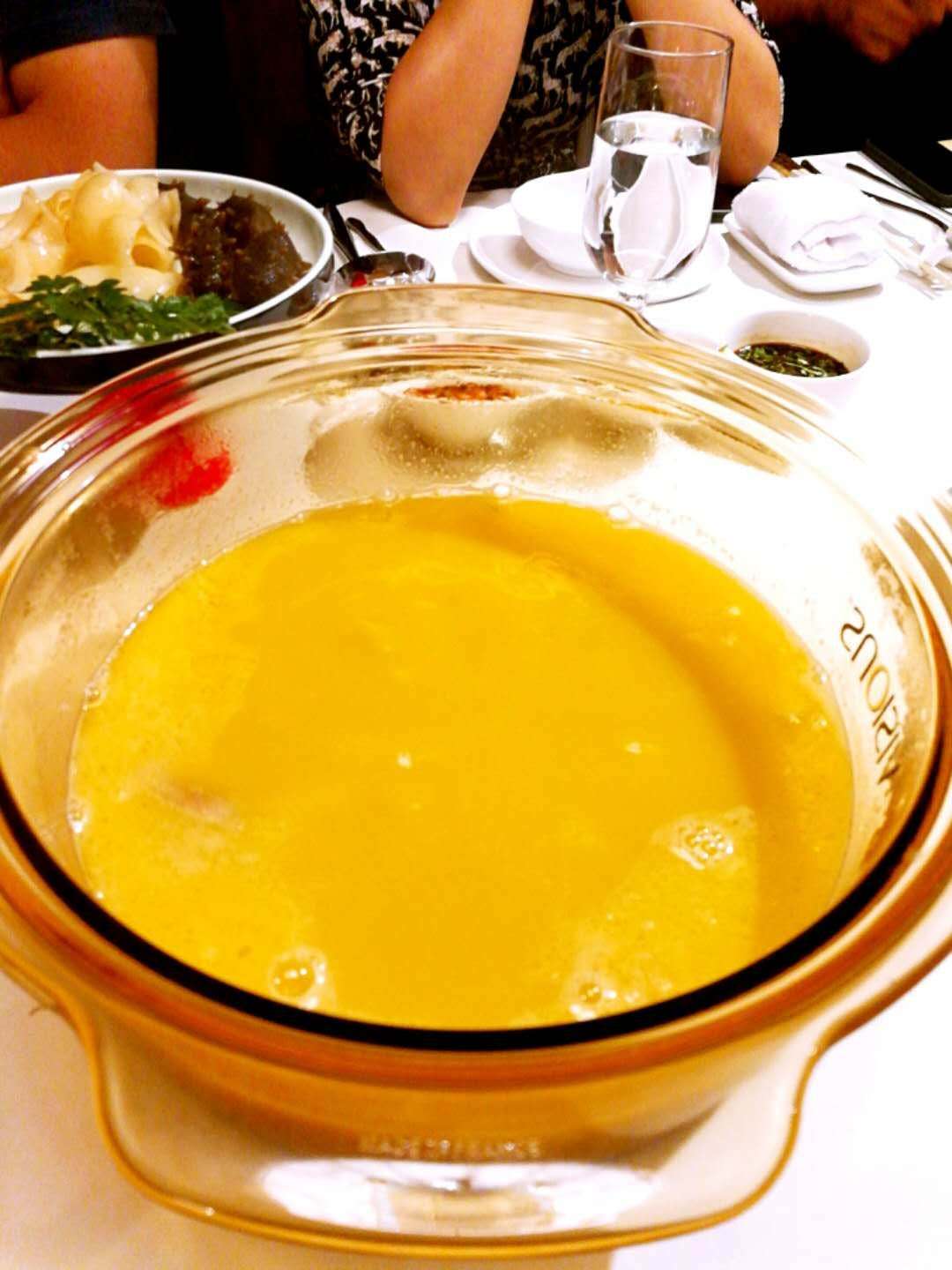 冬天火锅怎么吃才健康,花胶鸡汤火锅配什么蘸料