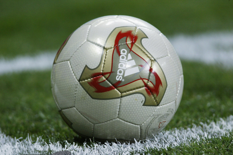 世界杯除了任意球还有什么样的球,fifa2002世界杯飞火流星