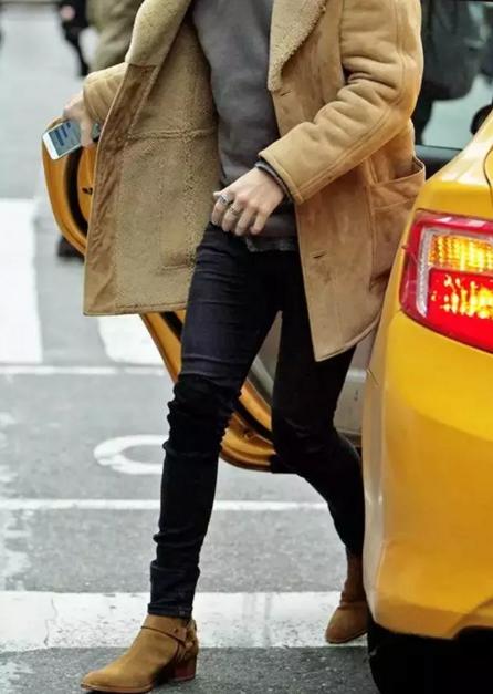 衣服撑变形了要怎么恢复,太瘦了衣服撑不起怎么锻炼