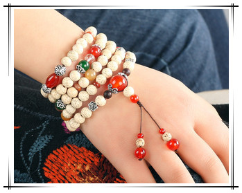 文玩菩提根手串盘玩保养,文玩菩提怎么保养