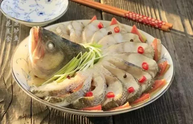 炖鱼汤总有一股土腥味？只需这一招，腥味轻松去除！