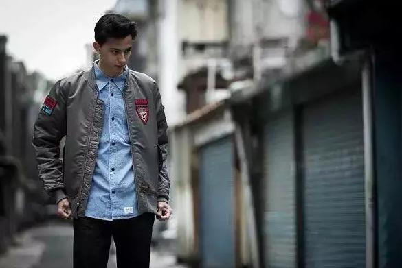 衣服撑变形了要怎么恢复,太瘦了衣服撑不起怎么锻炼