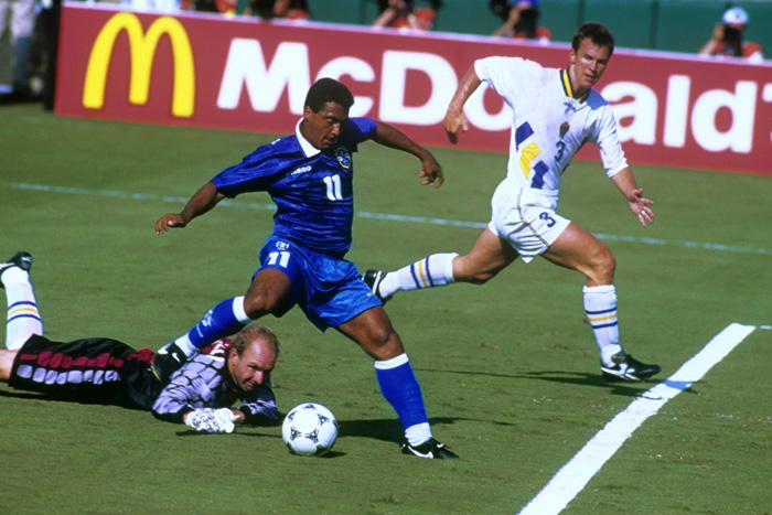 世界杯除了任意球还有什么样的球,fifa2002世界杯飞火流星