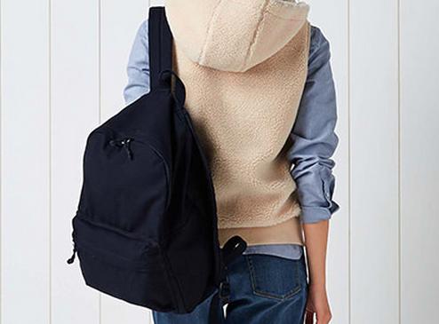 吃下这颗大安利|春季必入10款背包（男女都合适）