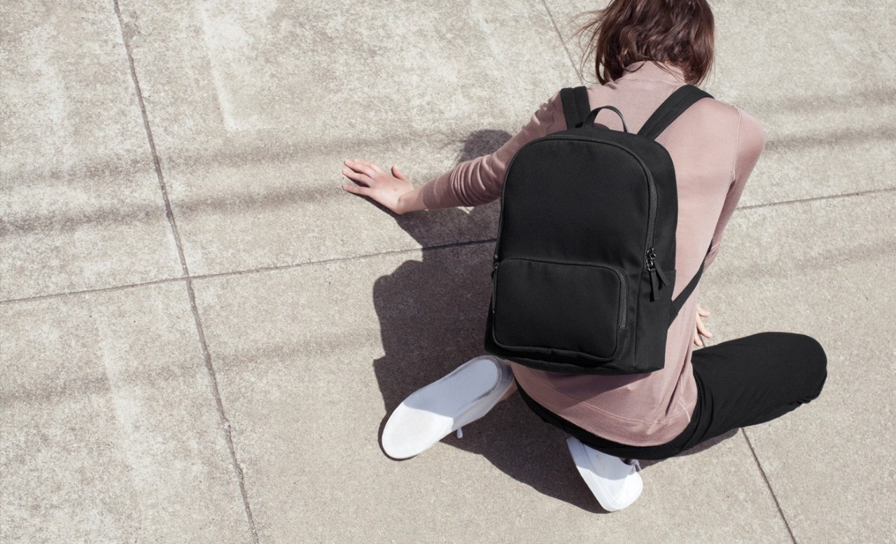 吃下这颗大安利|春季必入10款背包（男女都合适）