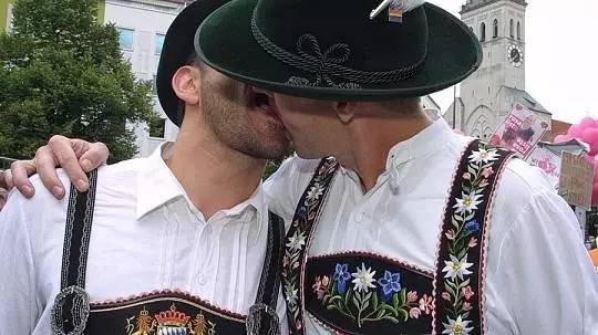 慕尼黑完整版在哪能看,慕尼黑完整版电影