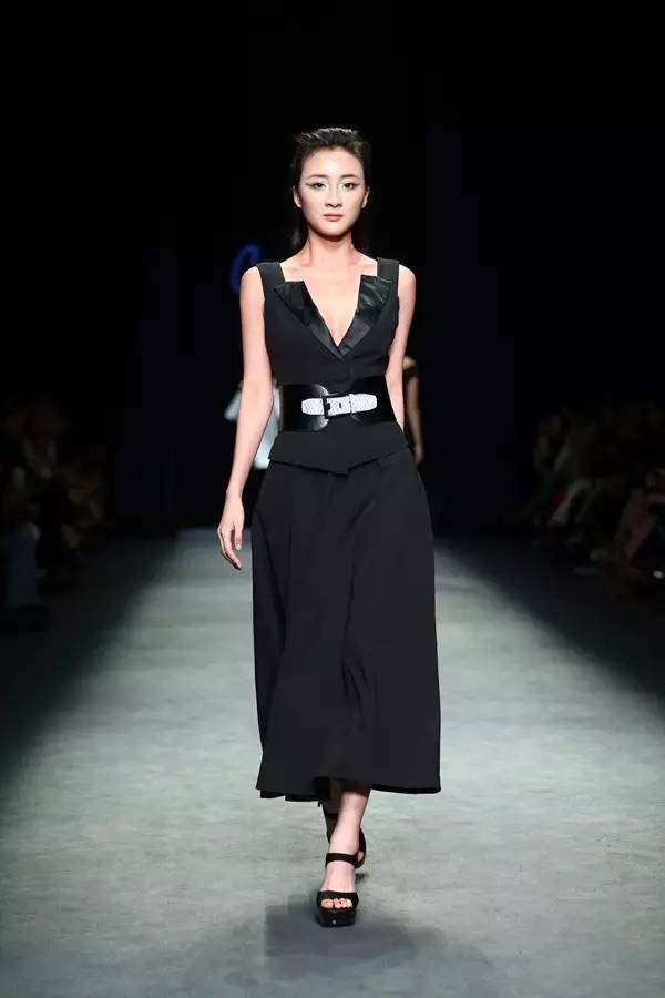 深圳时装周奇葩事件,深圳时装周事件