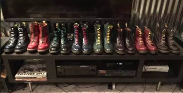 马丁靴怎么才能穿的更好看,什么版型的马丁靴适合脚宽人穿