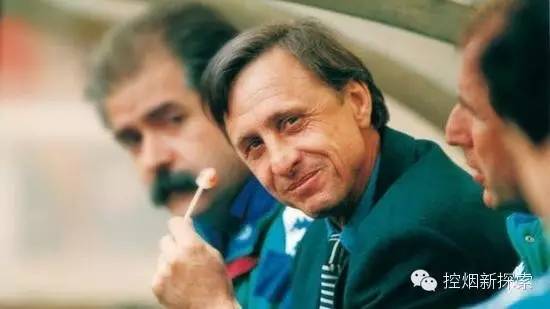 历届球王寿命分别,一代球王陨落的原因