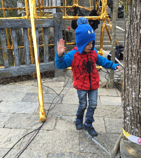 太阳的后裔宋仲基短发照片,太阳的后裔戴墨镜的宋仲基