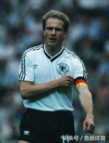 足球德国战车十大经典,德国足坛十大传奇足球巨星