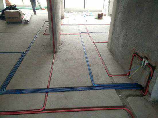 装修千万别让工人这样做,装修地面开槽布线如何收费