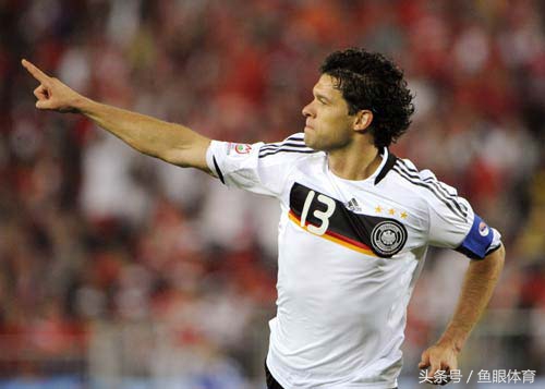 足球德国战车十大经典,德国足坛十大传奇足球巨星