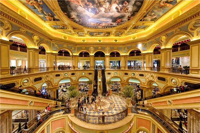 不甘心只做东方赌城，澳门现在想成为购物天堂｜海外