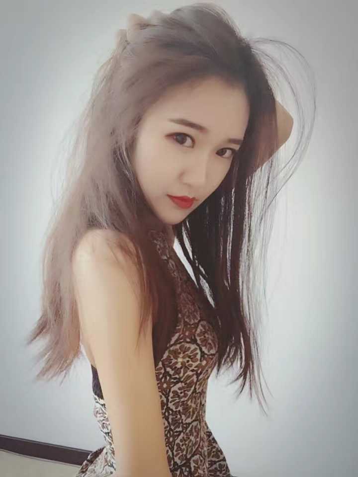 女学生怎么一步步变精致变美,女生是如何一步步变美