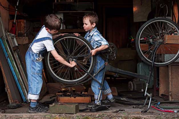 80后妈妈的焦虑,80后的宝妈为了孩子拼尽全力