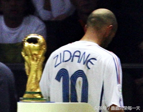 足坛十大催泪告别瞬间,足坛十大落寞豪门