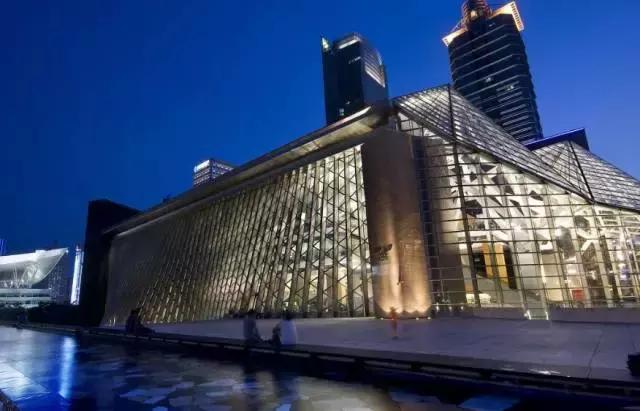 在深圳5000块工资如何生存,月薪1万在深圳生活的真实写照